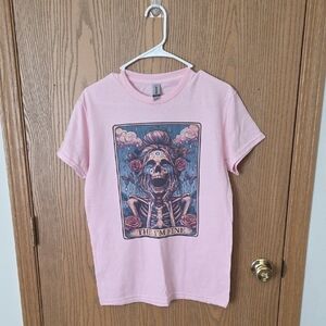 Gildan Pink Graphic Short Sleeve Tee